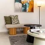 2 Bedroom Flat Διαμέρισμα