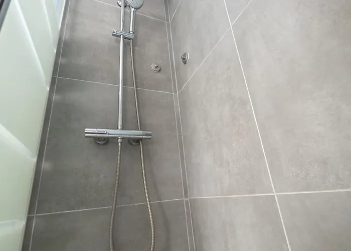 アパート 2 Bedroom Flat ニコシア